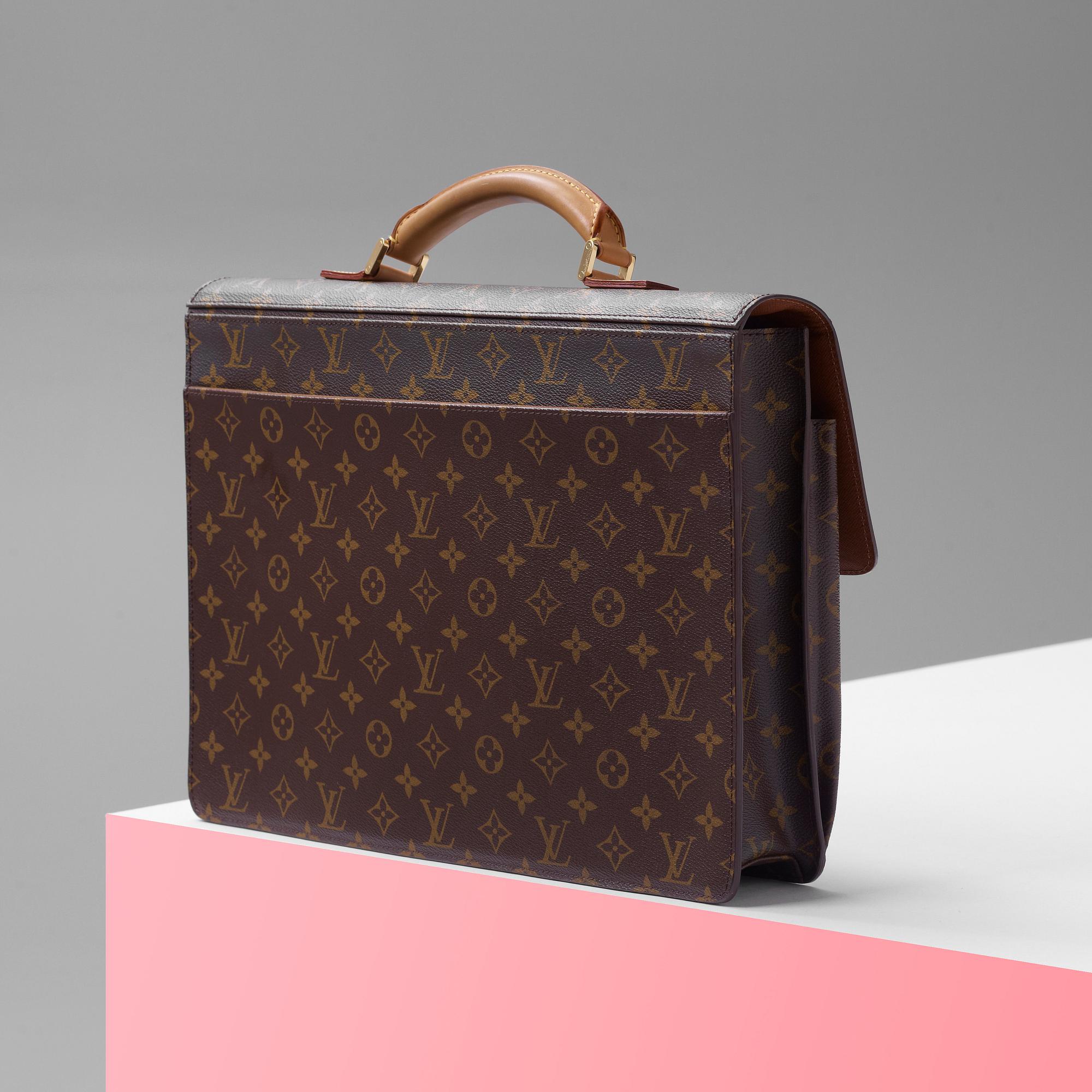 PORTFÖLJ, "Laguito", Louis Vuitton.