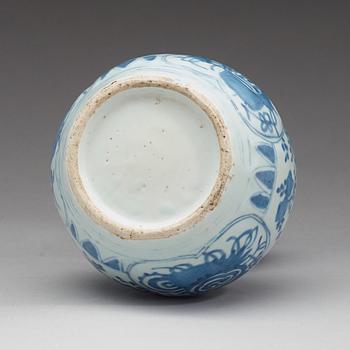 VAS, porslin. Mingdynastin, Wanli (1573-1620).