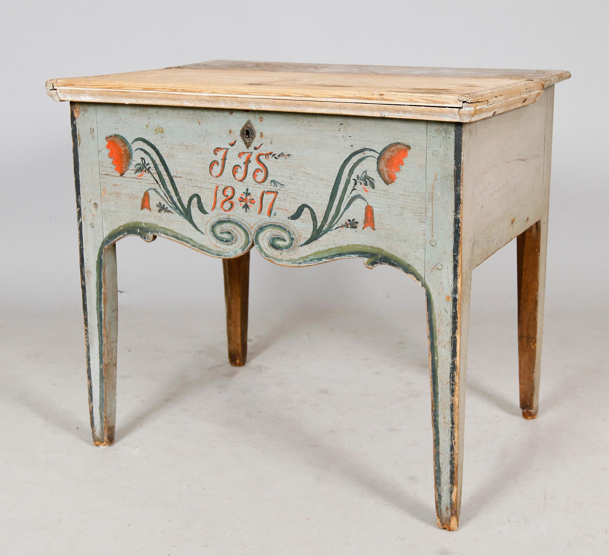 BORD, allmoge, sk mössbord, 1800-talets första hälft, datering JJS 1817.