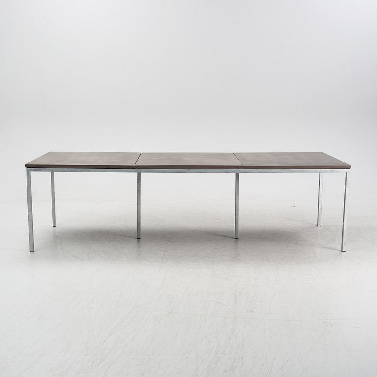 Matbord, "Mystic Concrete Collection", MBJ Design, Mats Bernhard Jönsson, Göteborg.