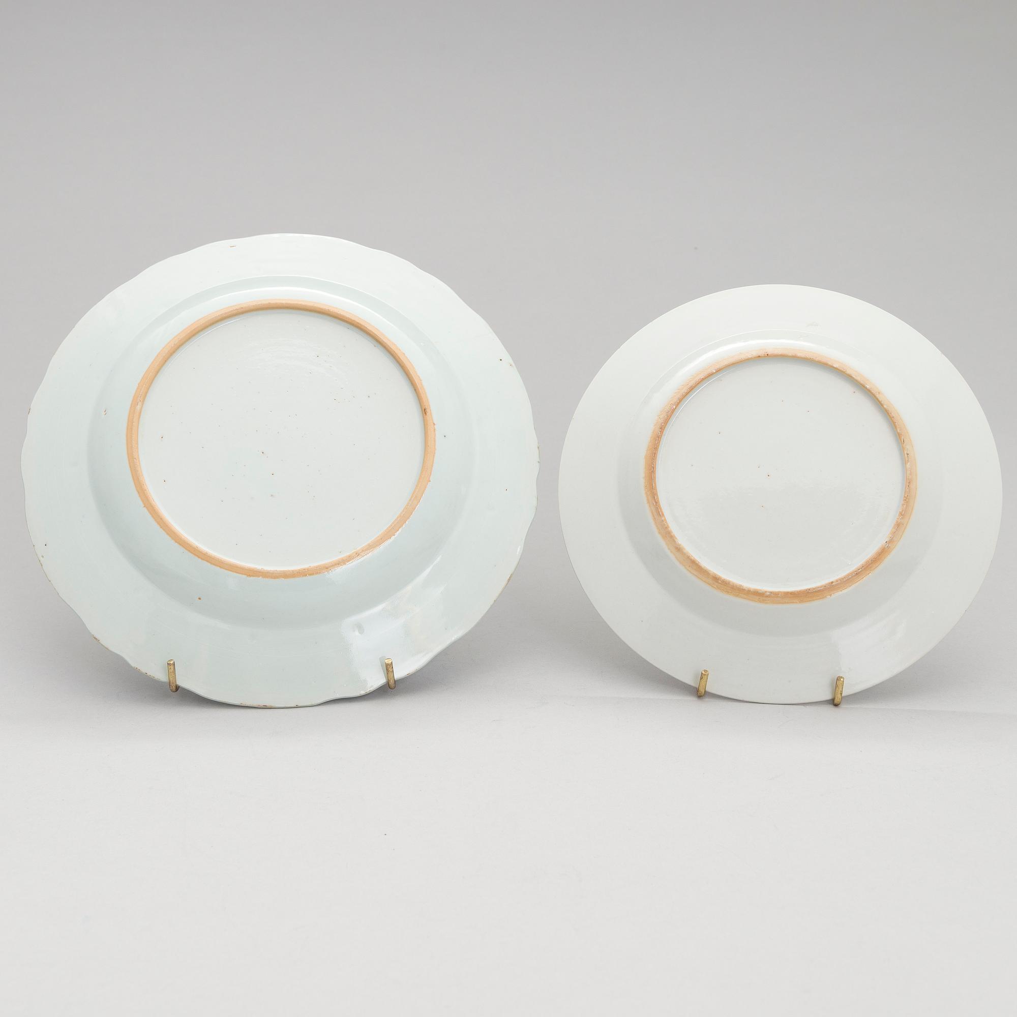 LAUTASIA, 3 kpl. sekä yksi pari, posliinia, Kiina 1700-luku.