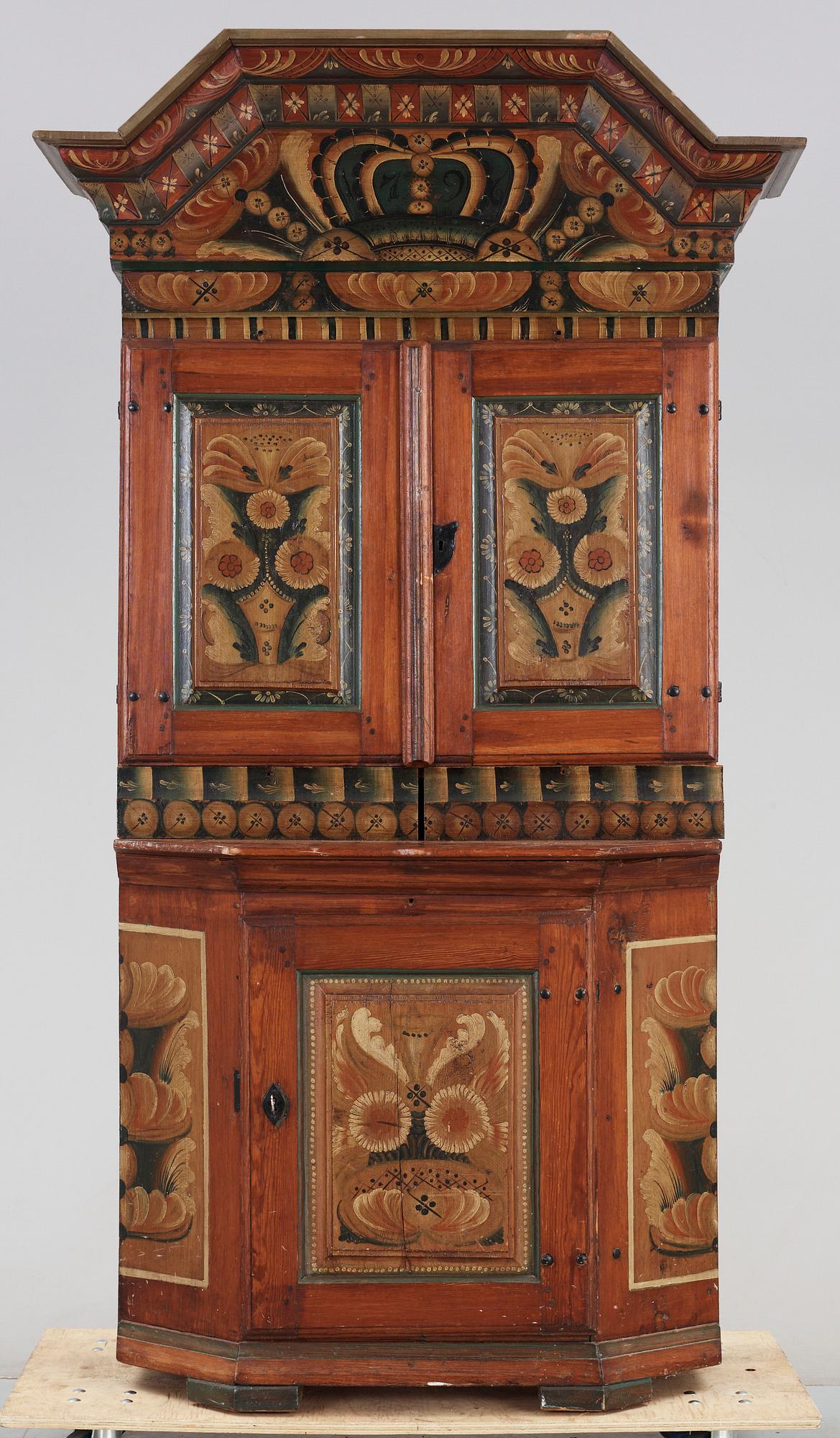 KRONSKÅP, allmoge, Dalarna 1800-talets första hälft.