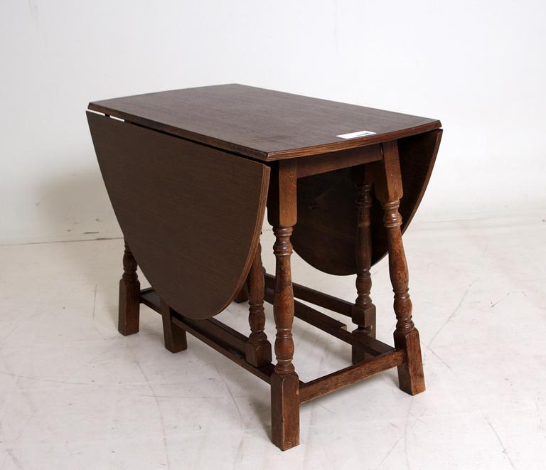 KLAFFBORD, barockstil. 1900-tal.