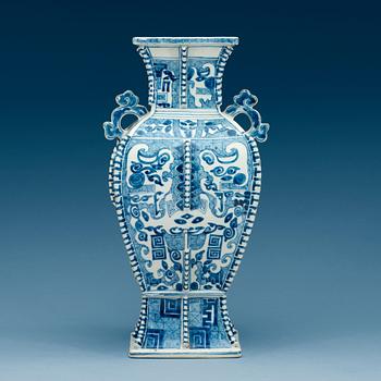 1881. A rare blue and white archaistic bronze shaped vase, Qing dynasty, Kangxi (1662-1722).