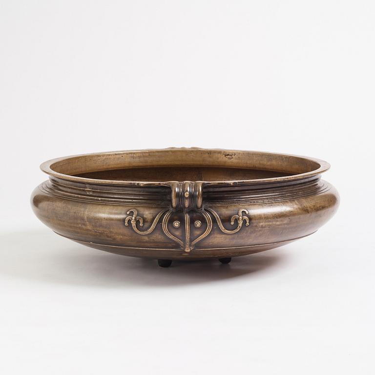 A large bronze Vessel/Urli, India, 19th century.