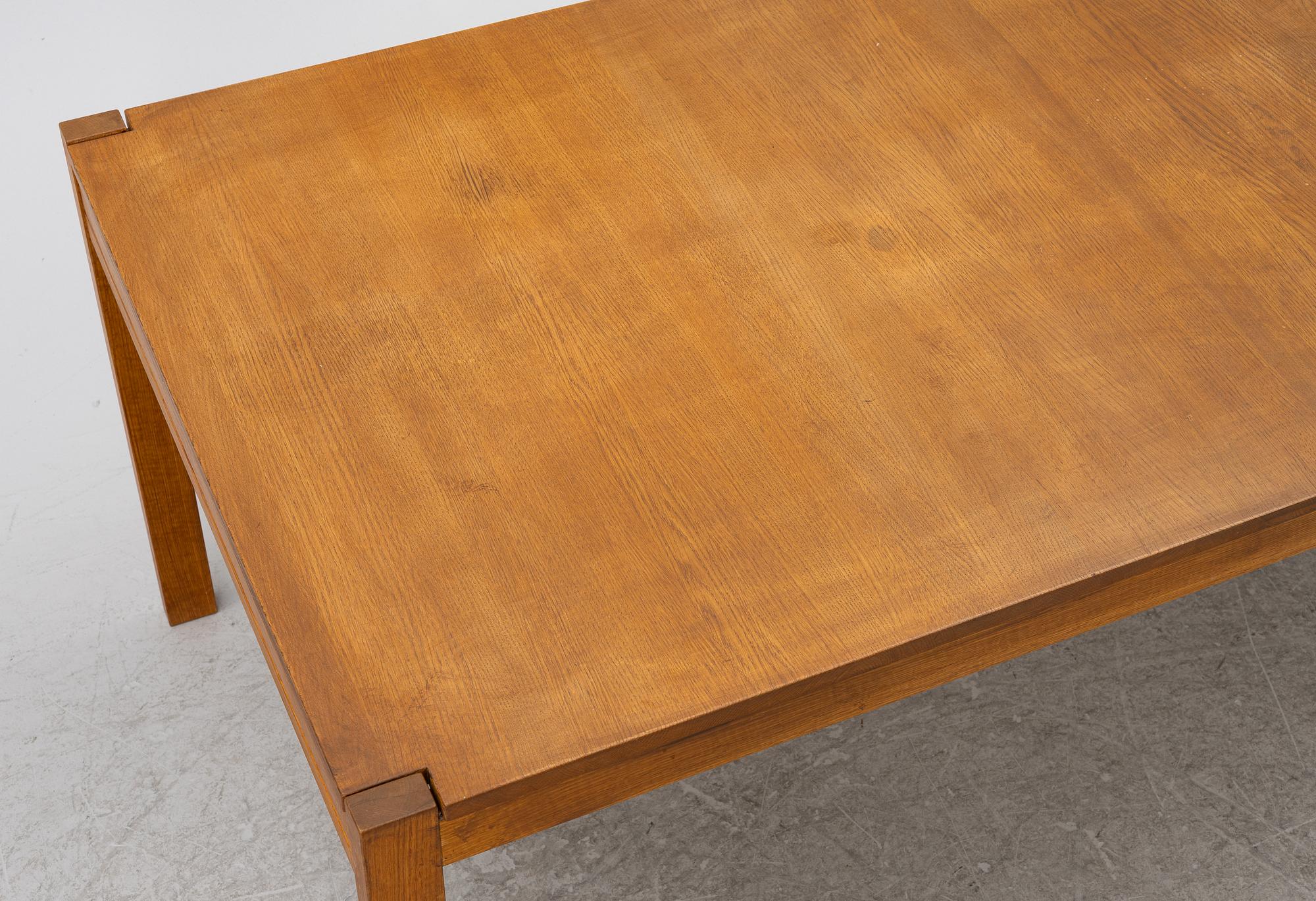 Kerstin Olby, A 'No Limit' dining set, Olby design, Sweden, 21st century. (5 pieces).