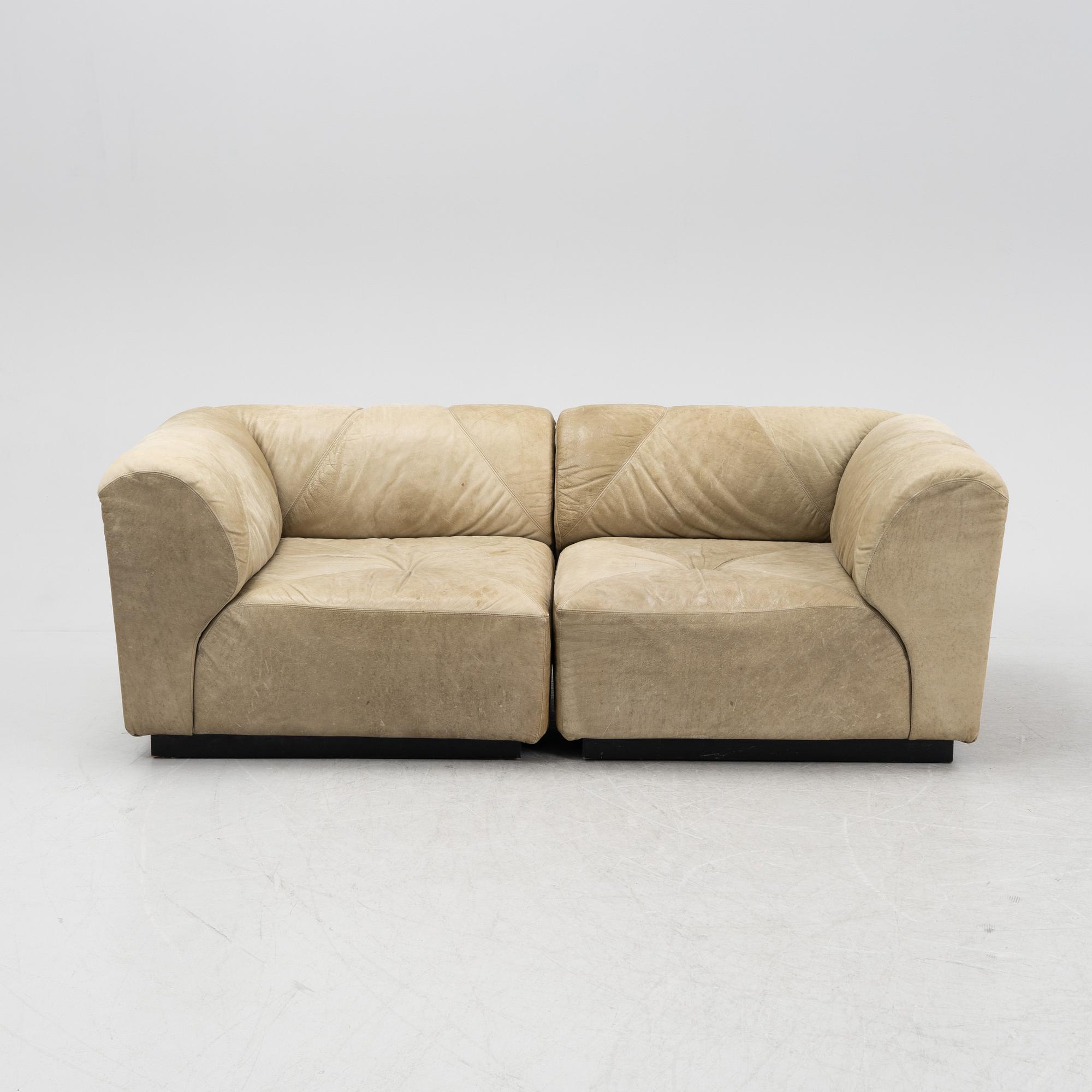 Bernd Münzebrock, a 'Domäne' leather upholstered module sofa, Walter Knoll, Germany