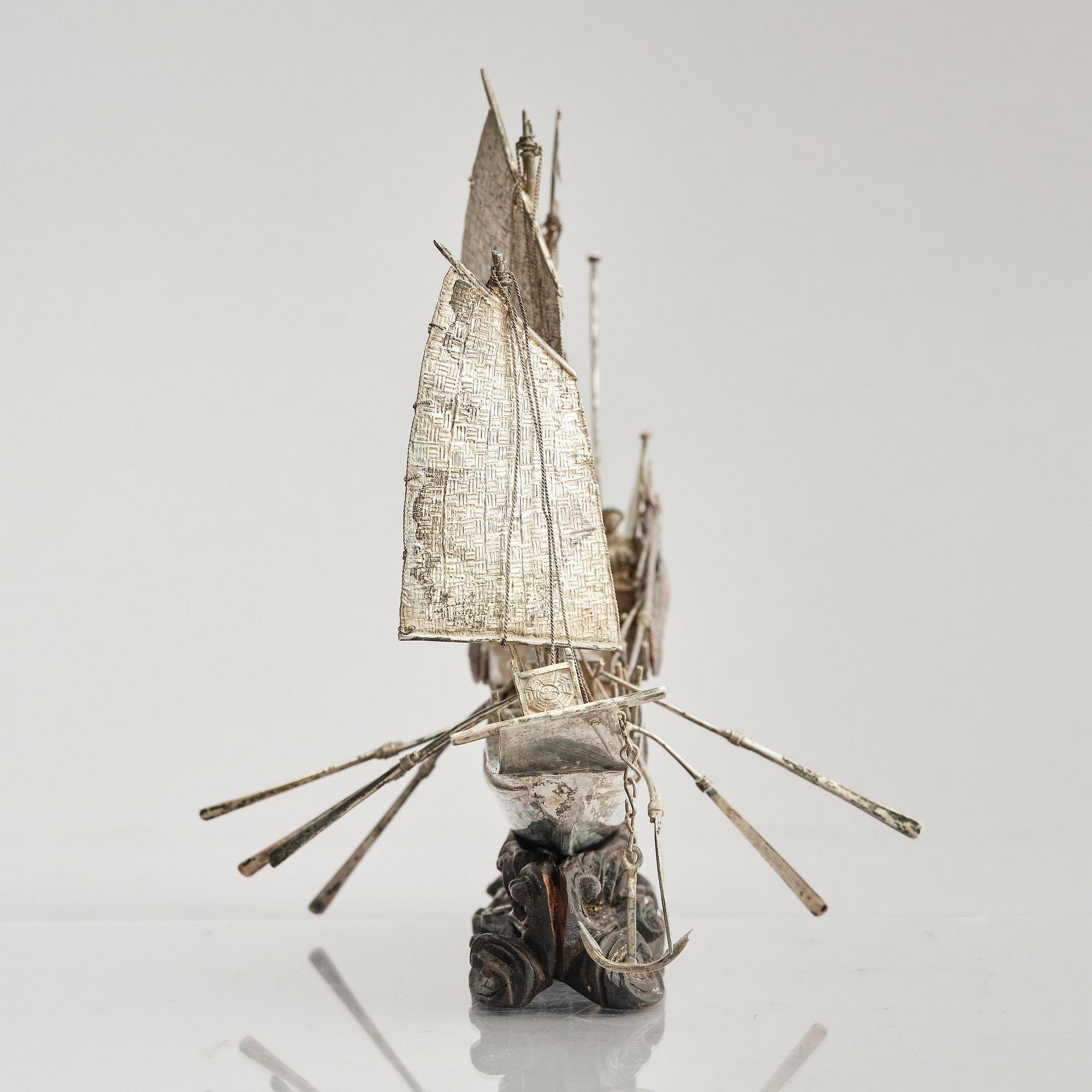 Two Chinese silver models of djunks, Shanghai, around 1900.