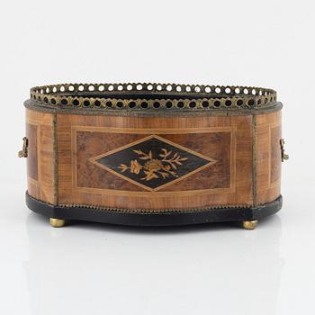 A Louis XV style jardiniere, circa 1900.