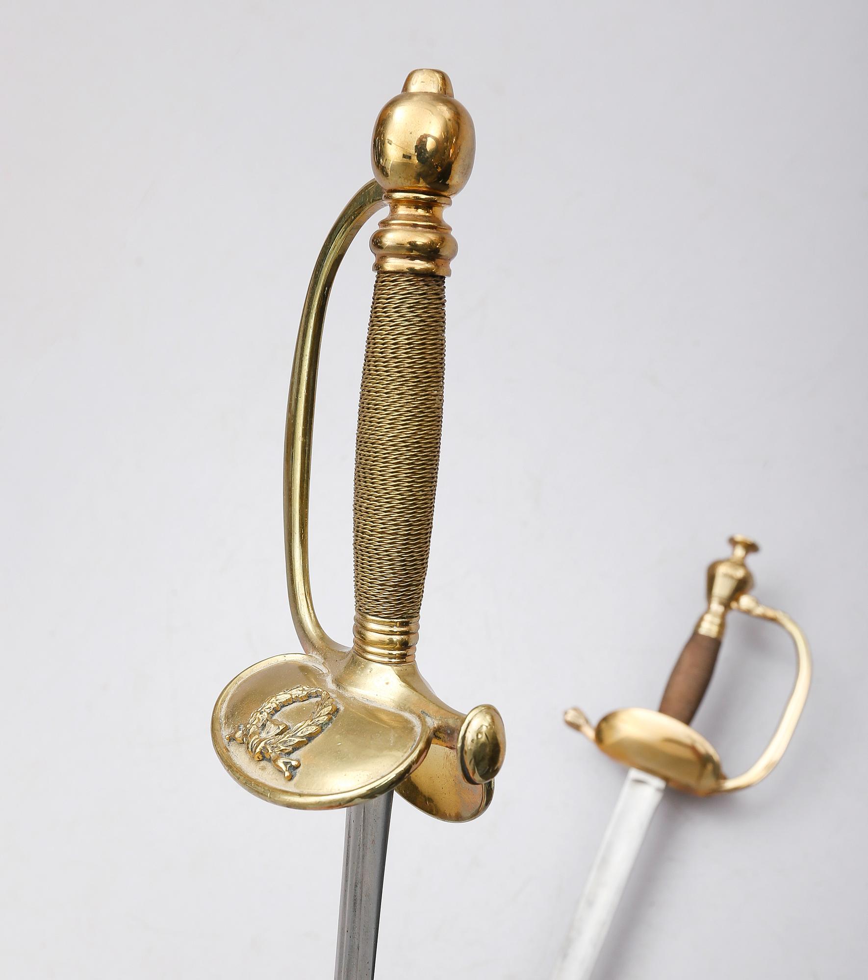 VÄRJOR, 2 st, bl a E Bidal, sannolikt Frankrike, en märkt E Bidal, 1800-/1900-tal.