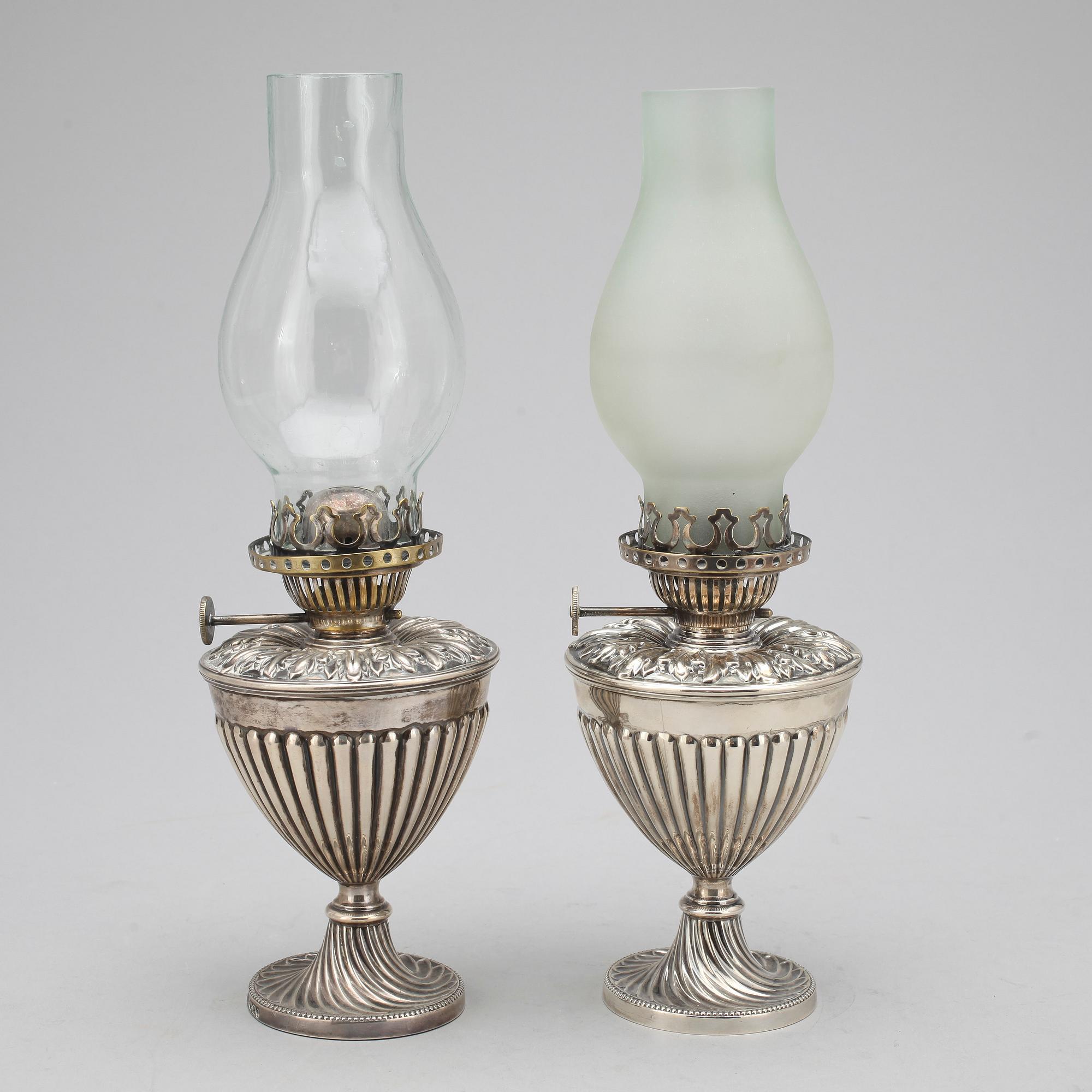 FOTOGENLAMPOR, ett par, silver, Sheffield England 1896.