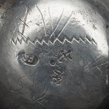 A Swedish 18th century parcel-gilt thumbler, marks of Ferdinand Sehl d.y., Stockholm 1733.