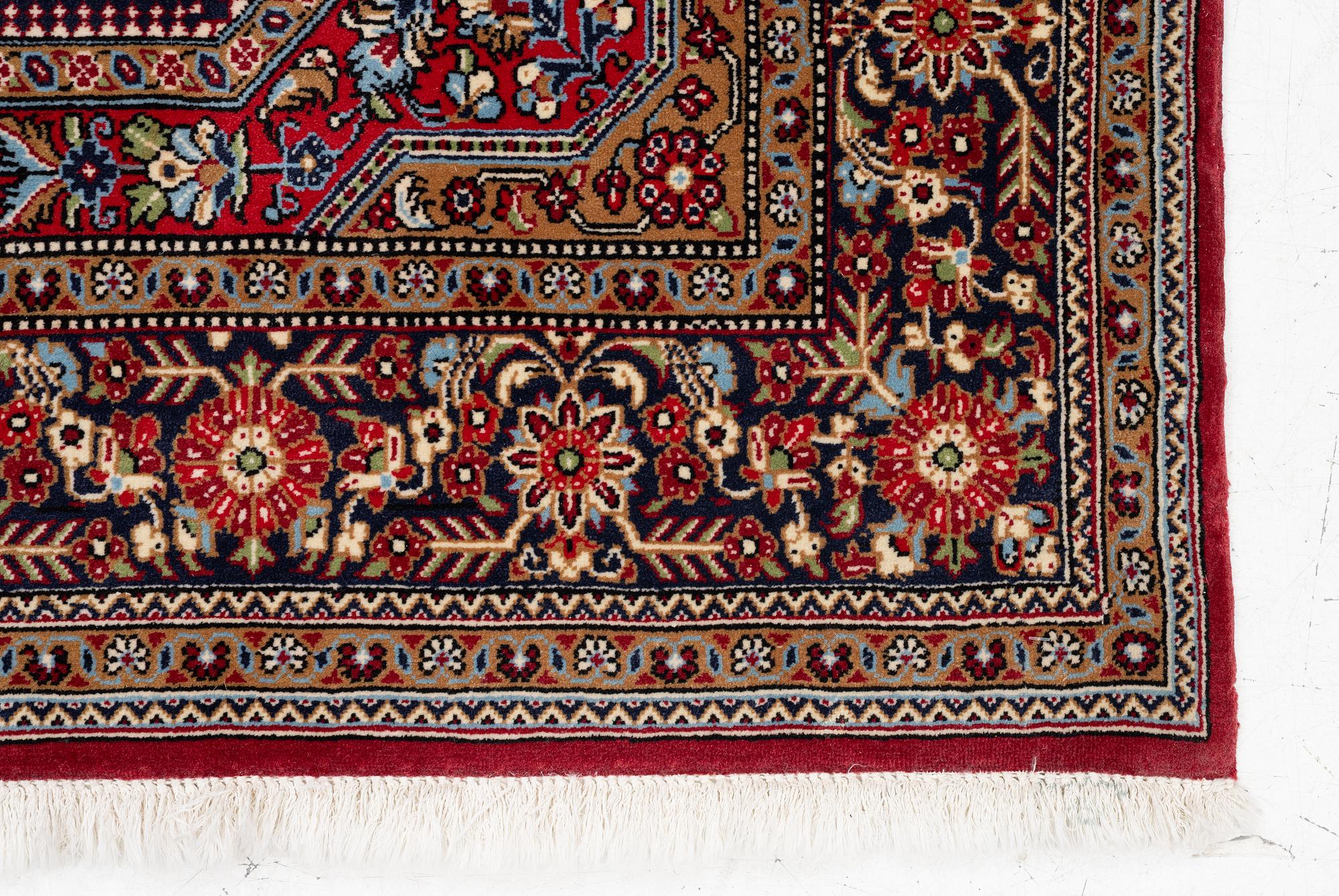 Ghom carpet, approx. 155 x 106 cm.