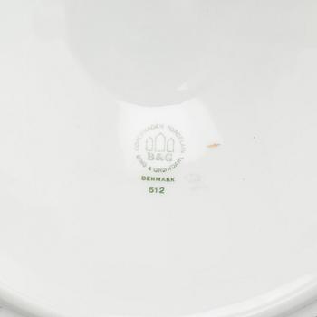 138 pieces of dinnerware "Blå Måsen" by Bing & Gröndahl, Denmark.