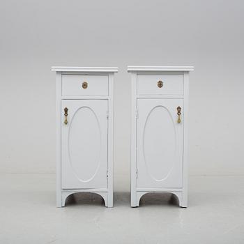 SÄNGBORD, ett par. 1900-talets början.