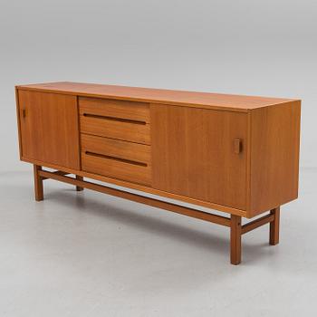 SIDEBOARD, "Arild", Nils Johnsson, Troeds, Bjärnum, 1900-talets andra hälft.
