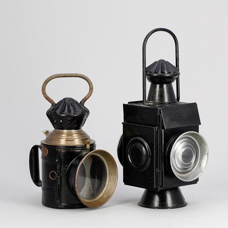 HANDSIGNALLYKTA samt SLUTSIGNAL, plåt, varav en märkt Stockholm, tidigt 1900-tal.