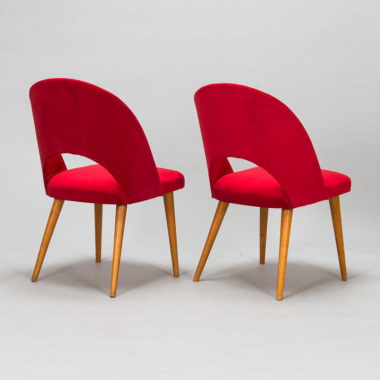 Four mid-20th century chairs.