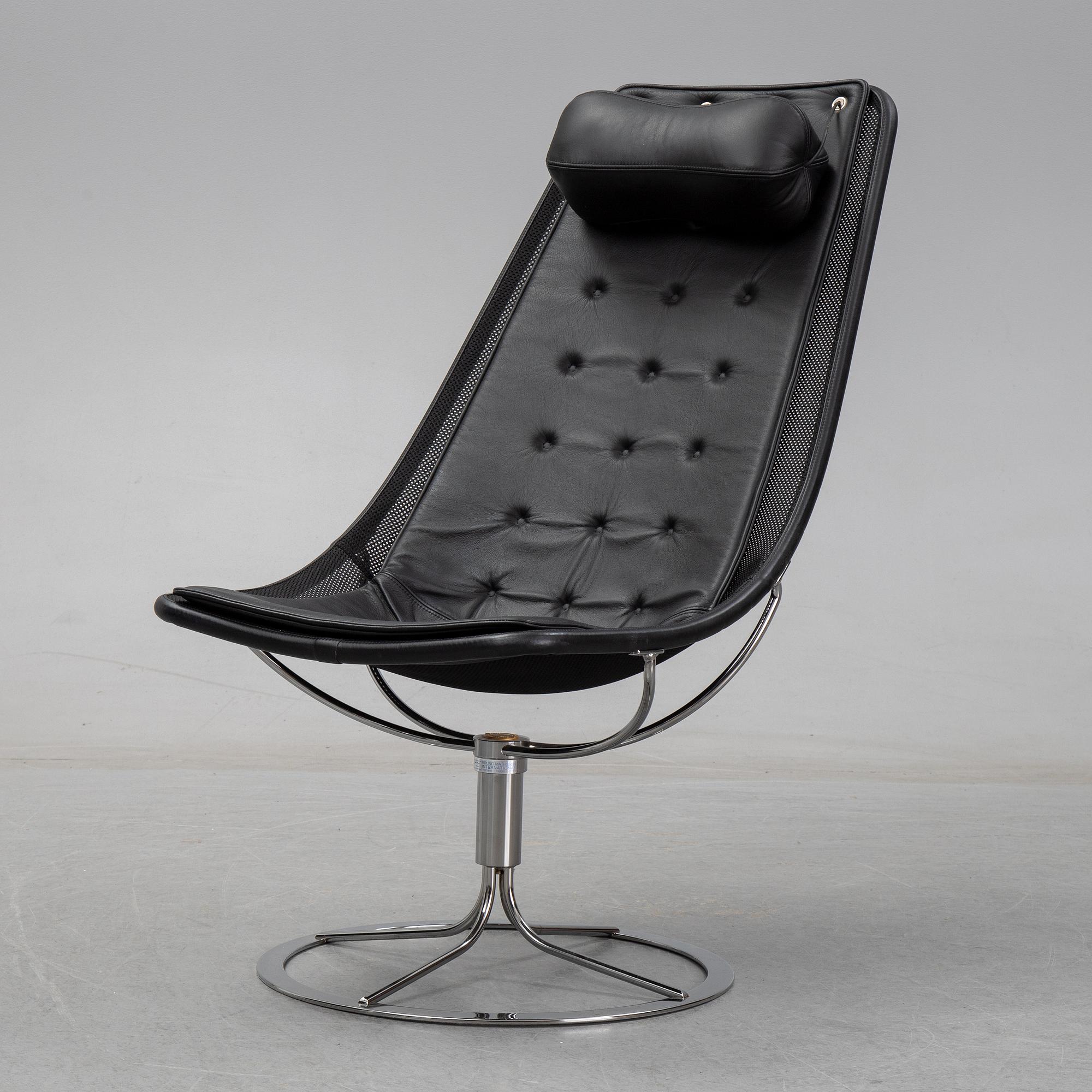 Bruno Mathsson, a 'Jetson' armchair, by Dux 2016.
