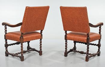 KARMSTOLAR, ett par, barockstil, 1900-talets första hälft.