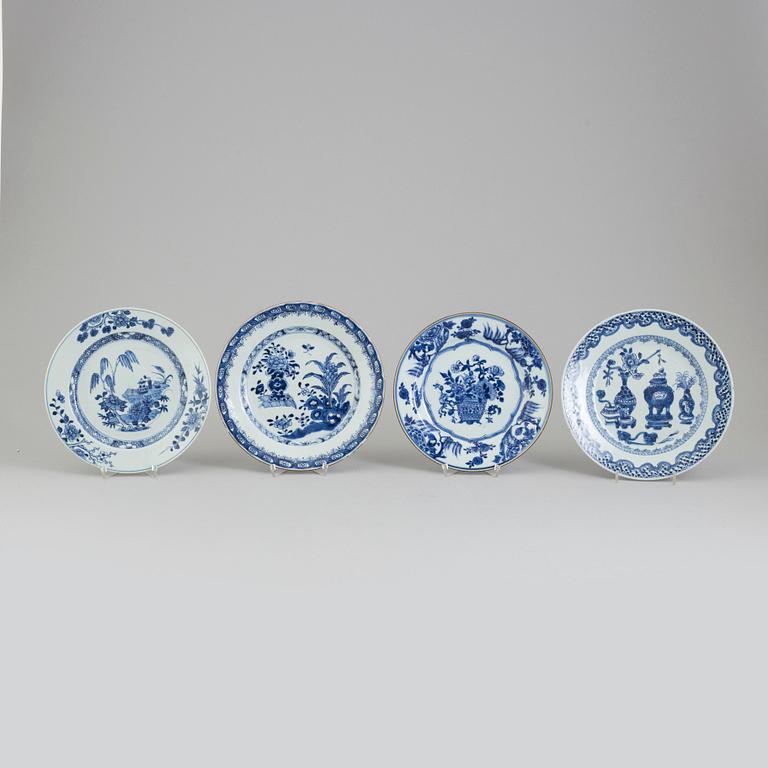 Four blue and white export porcelain plates, Qing dynasty, Qianlong (1736-95).