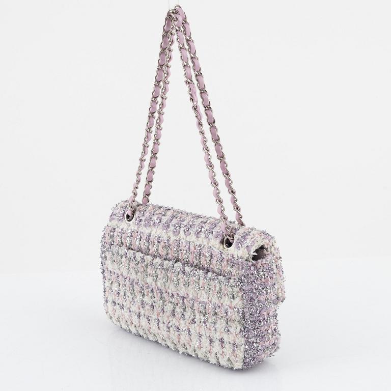 Chanel, a bouclé handbag, 2018.
