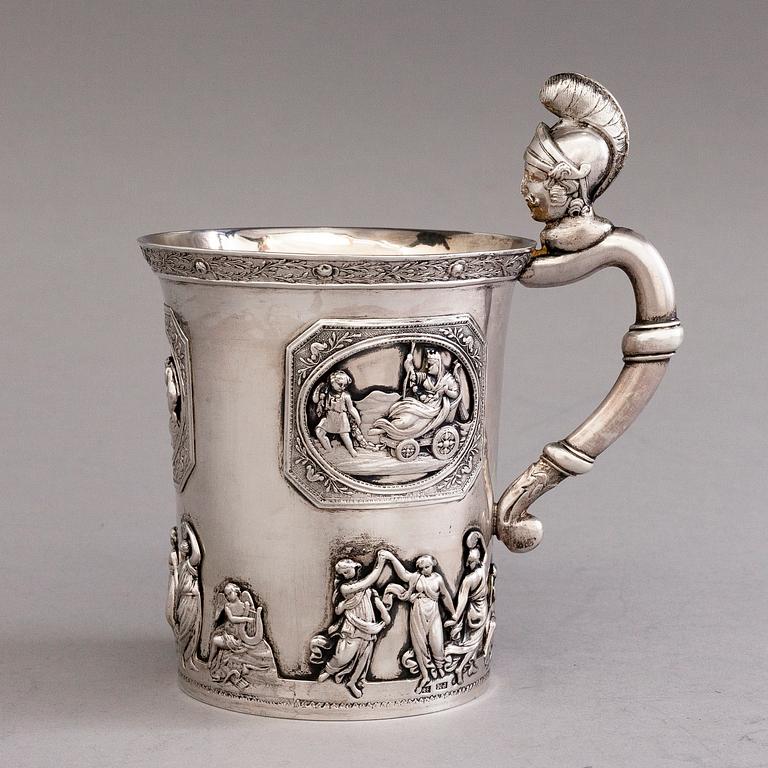 PETER MÖLLER, A silver tankard, Saint Petersburg 1826, assay master mark Mikhail Mikhailovich Karpinsky.