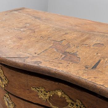 A CHEST OF DRAWERS, baroque 1760-60s.