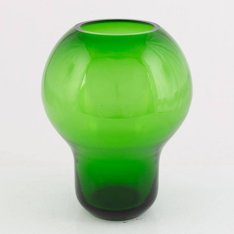 Claesson Koivisto Rune, an 'Anemone' vase, Gallry Pascale, 2011, limited edition.