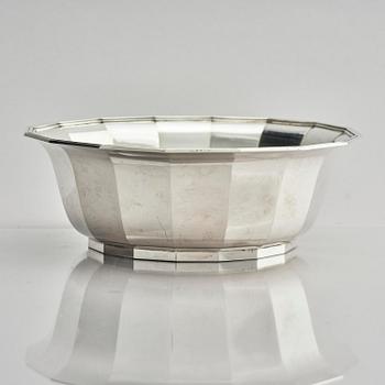 Wiwen Nilsson, a sterling silver bowl, Lund, Sweden 1966.