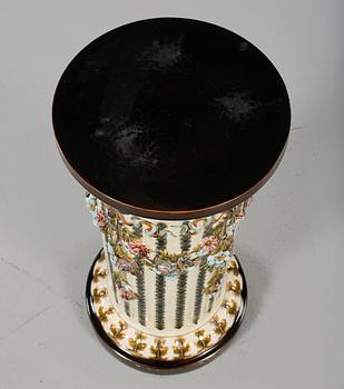 PIEDESTAL, flintgods, Rörstrand, sent 1800-tal.