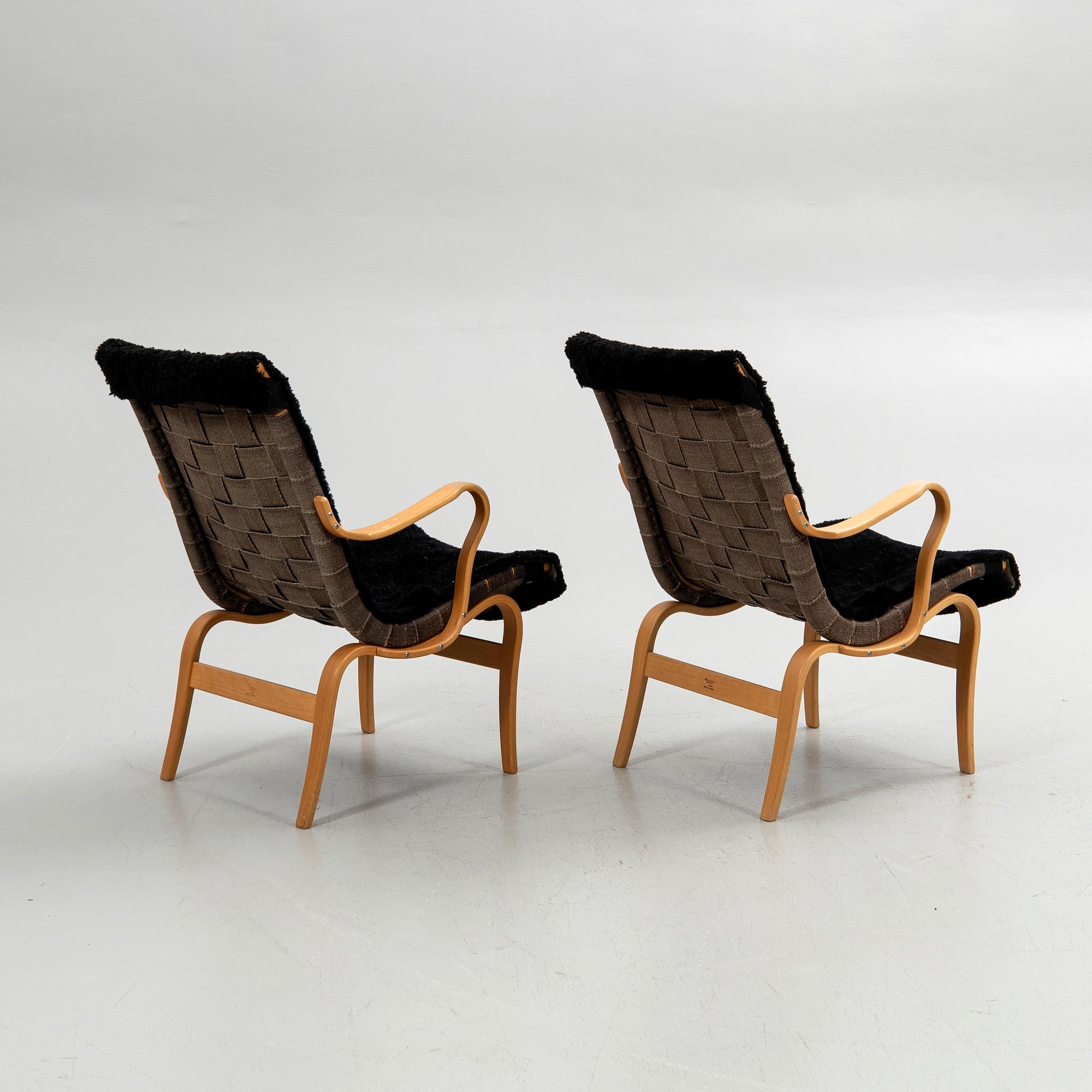 Bruno Mathsson, armchairs, a pair, "Eva", Bruno Mathsson International, Värnamo, second half of the 20th century.
