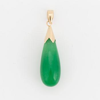 PENDANT, with green dyed agate.