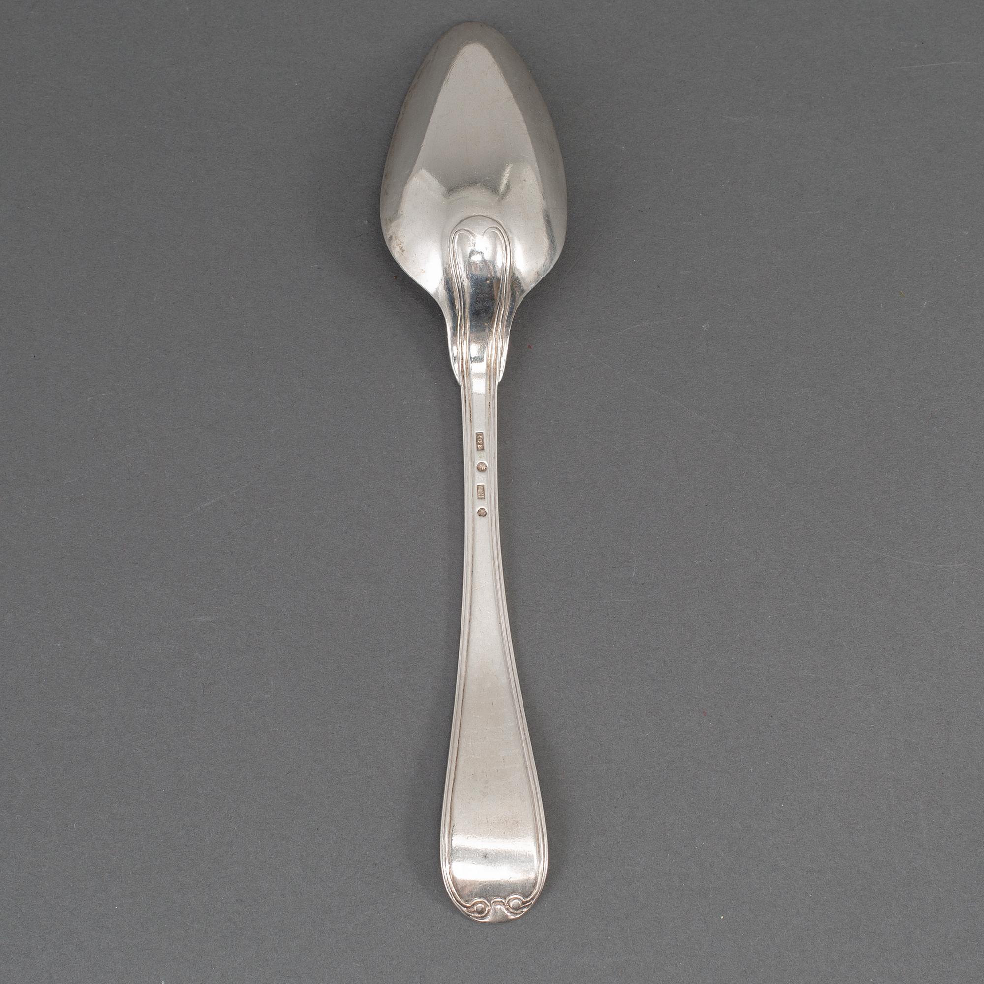 A Swedish set of eleven 19th century silver spoons, mark of ID Blomsterwall, Gothenburg 1825.