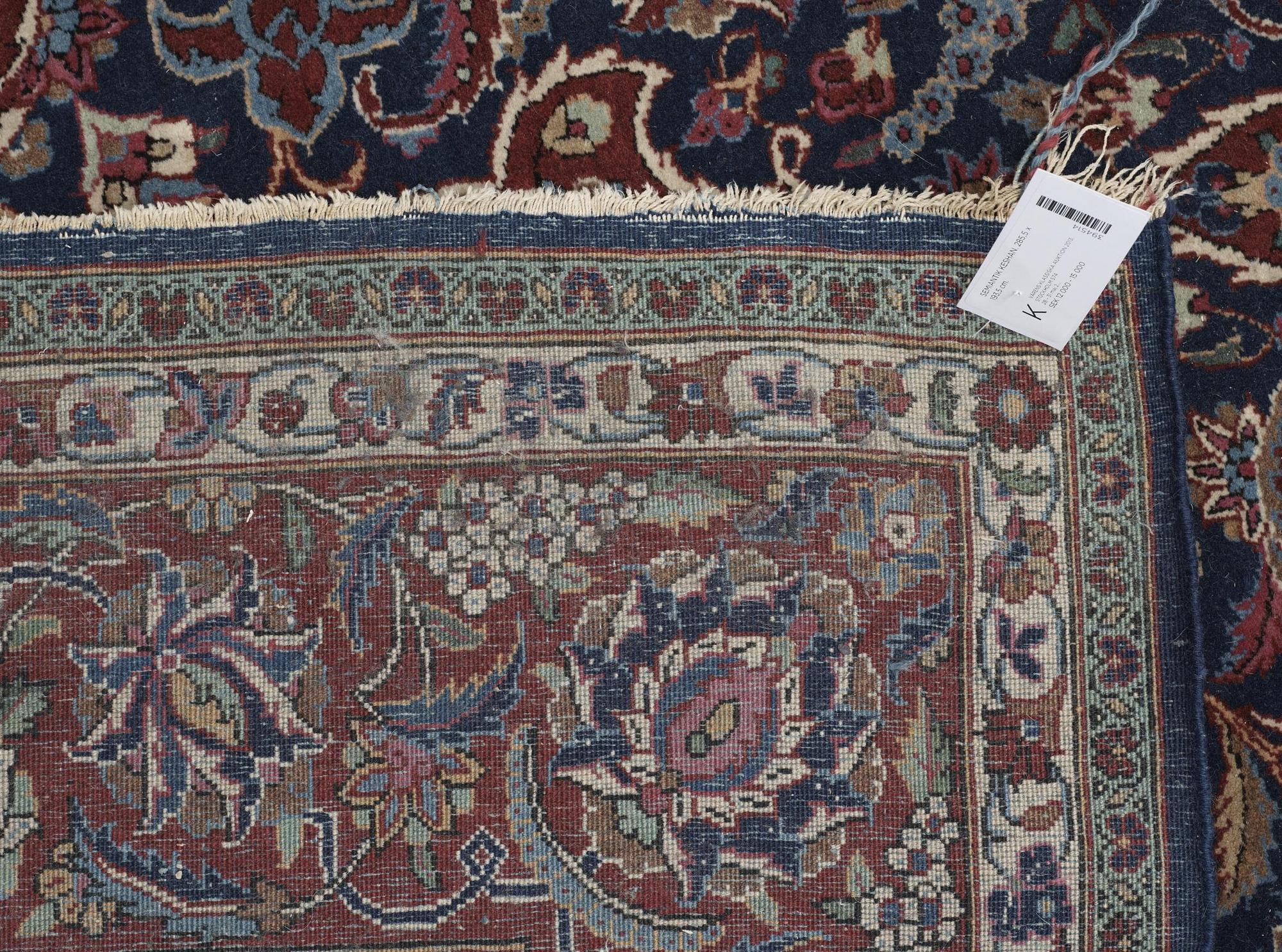 SEMI-ANTIQUE KASHAN. 285,5 x 193,5 cm.