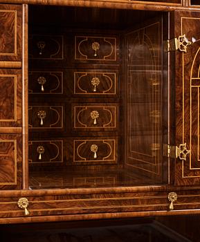 A English William and Mary (Baroque) secretaire.