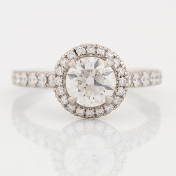 Cartier, round brilliant cut diamond ring, 1,04 carat. GIA  report.