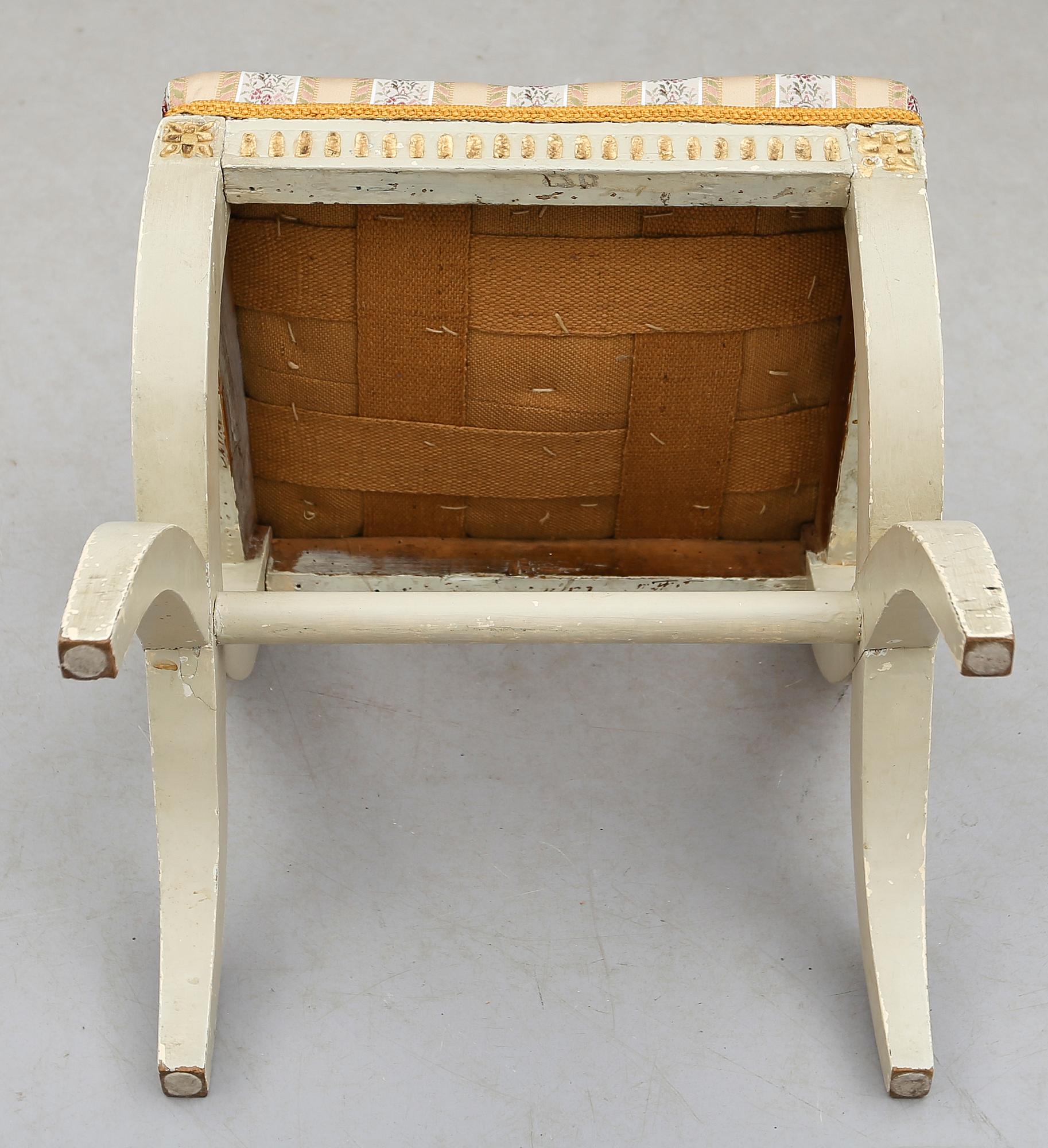 TABURETT, gustaviansk stil, 1800-talets andra hälft.