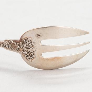 A set of twelve silver oyster forks, mark of Henri Soufflot, 1884-1910. French export mark.