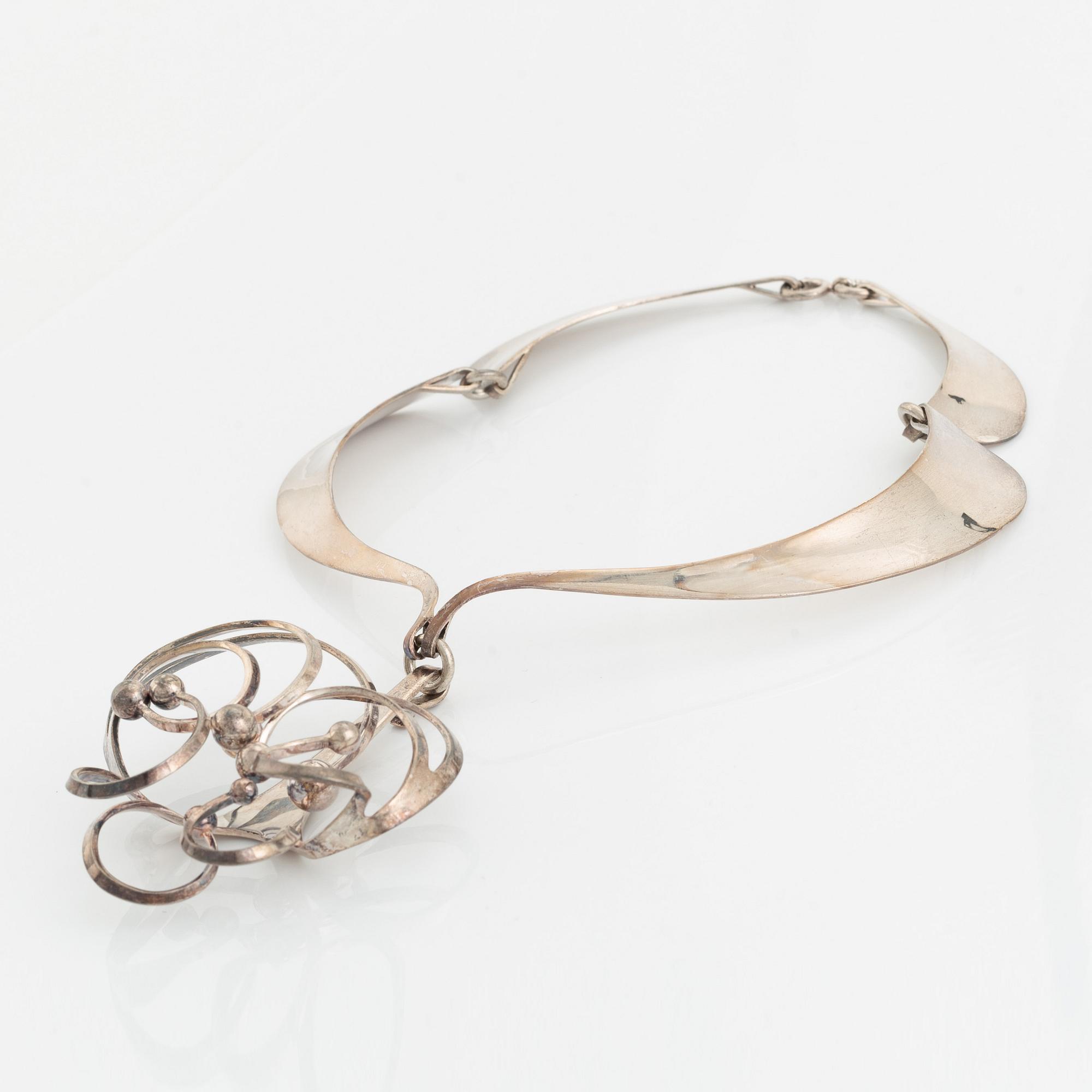 Theresia Hvorslev, a sterling silver necklace with pendant, Lidköping 1975.