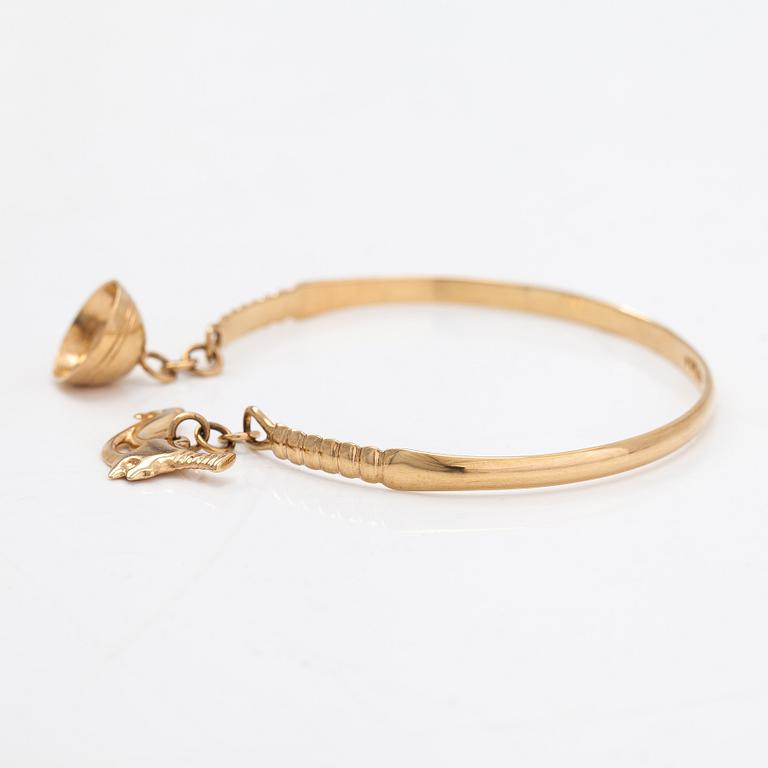 A 14K gold bracelet "Small bird". Kalevala Koru, Helsinki 1998.