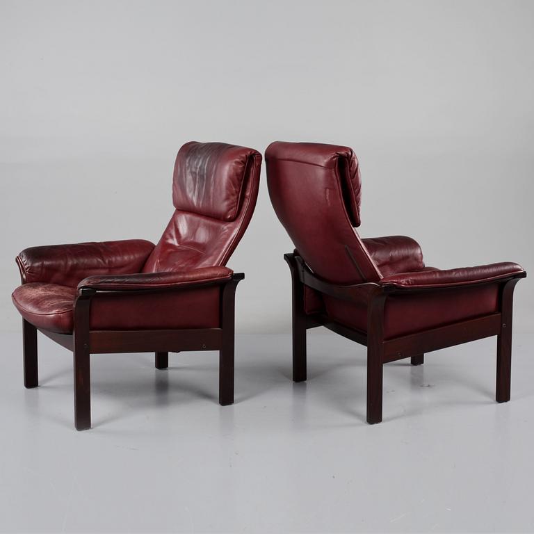 FÅTÖLJER, ett par, 1900-talets senare hälft.