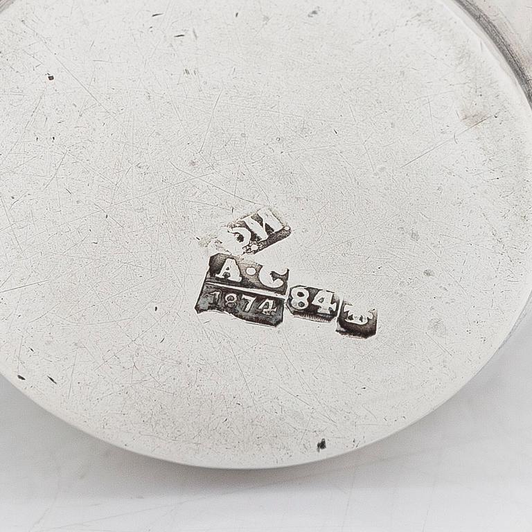 Bägare, 2 st, silver, Moskva 1874 och 1882, mästarstämpel Fjodor Ivanov och Alexander Egorov.