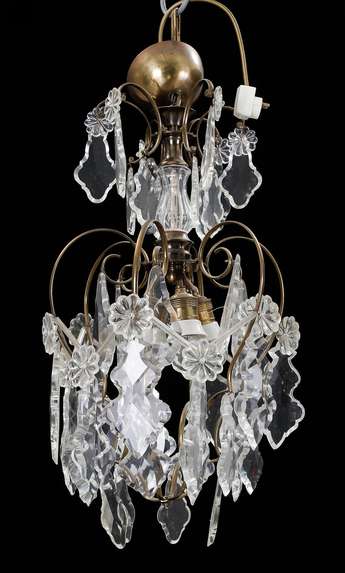 LJUSKRONA, rokokostil, 1900-talets första hälft / mitt.