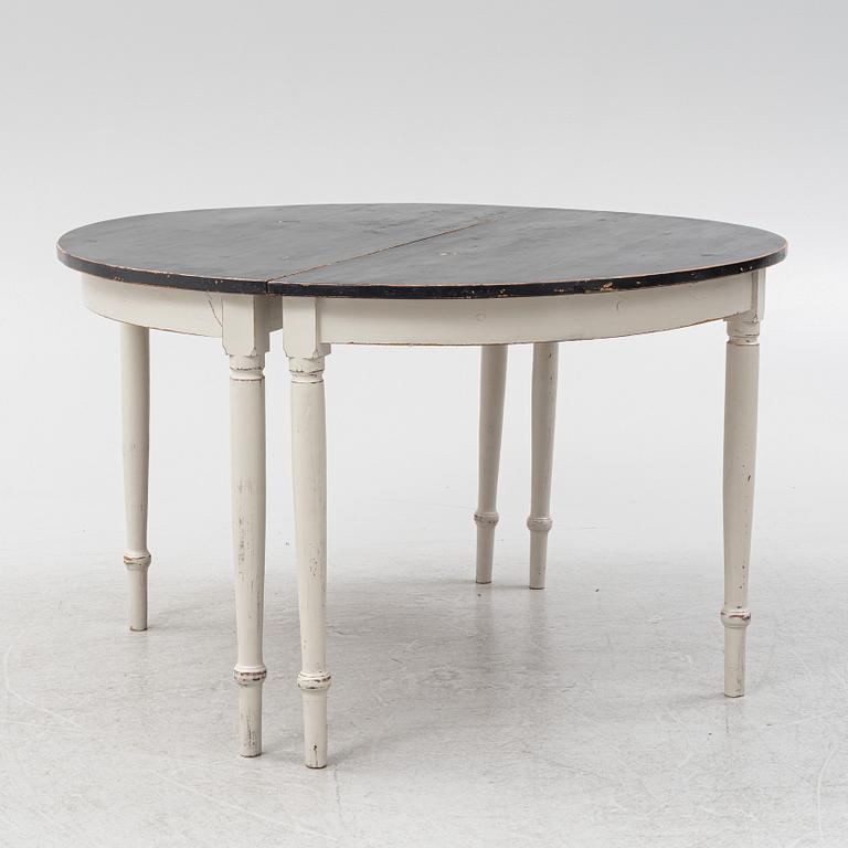 Dining table, second half of the 19th century.