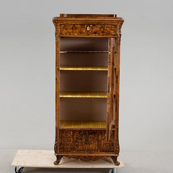 DRÄNGSKÅP/LINNESKÅP, Nyrokoko, 1800-tal.