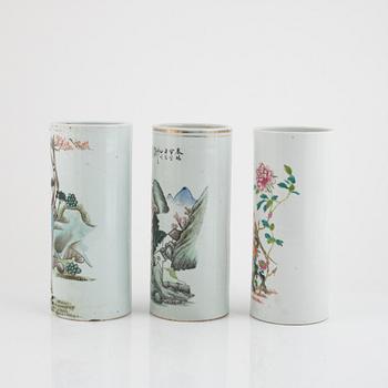 Three porcelain brush pots, 19th-20th century.