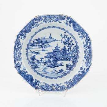 SEven pieces of blue and white porcelain, China, Qing dynasty, 18th-19th century.