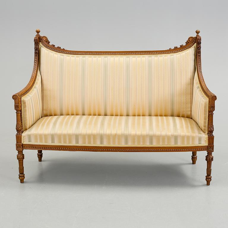 SOFFA, Louis XVI-stil, 1800-talets slut.