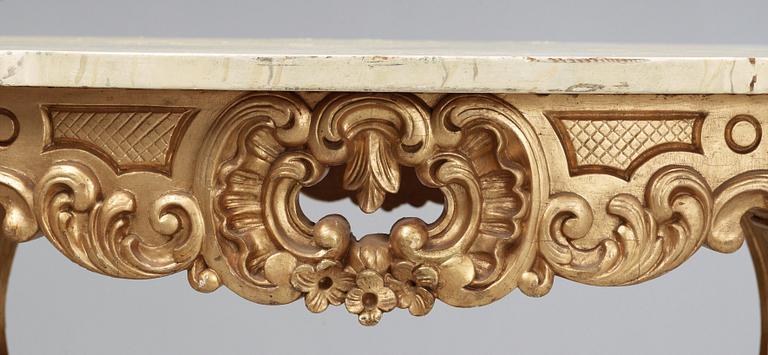 DIVANSBORD FRÅN HAGA SLOTT. Nyrokoko, 1800-talets mitt.